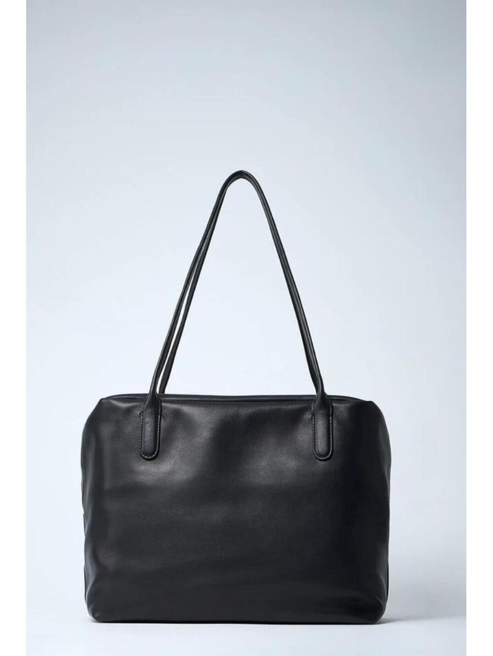 **Auth** The Row Leather Black Henri Tote Bag  Agnes